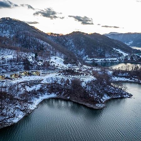 Hotel Jecheon The Shine Cheongpung Exterior foto