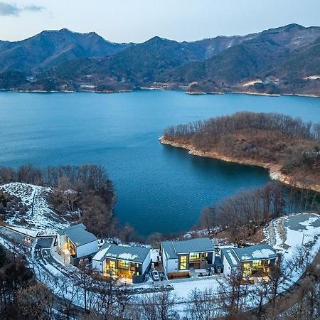 Hotel Jecheon The Shine Cheongpung Exterior foto