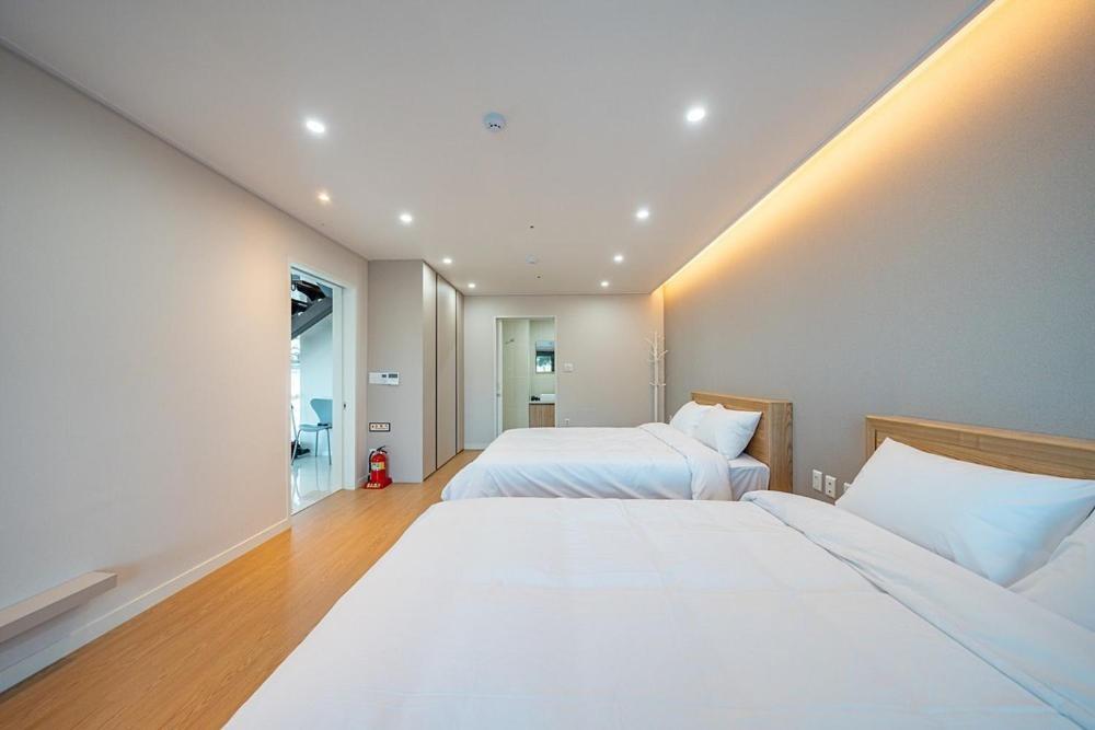 Hotel Jecheon The Shine Cheongpung Zimmer foto