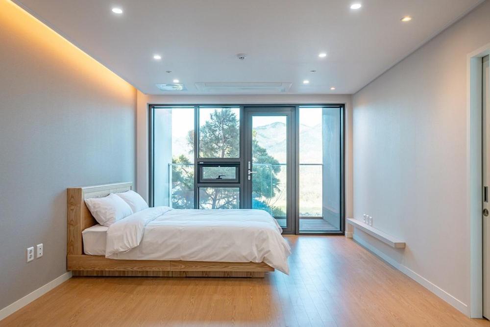 Hotel Jecheon The Shine Cheongpung Zimmer foto