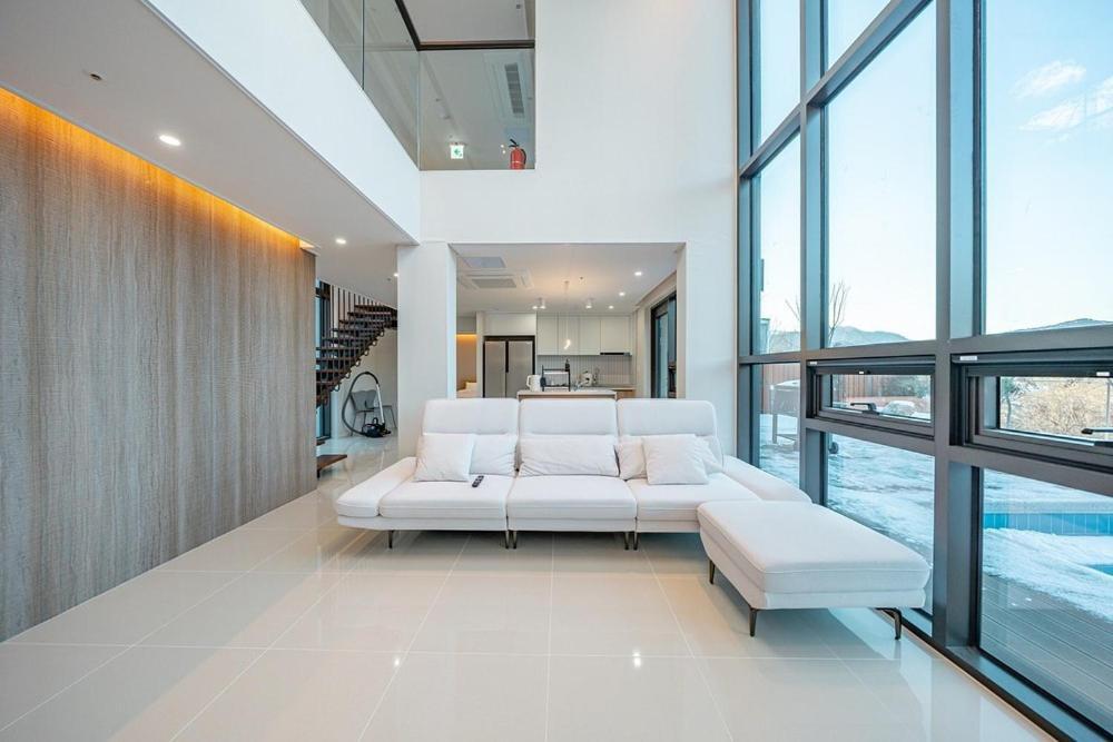 Hotel Jecheon The Shine Cheongpung Zimmer foto
