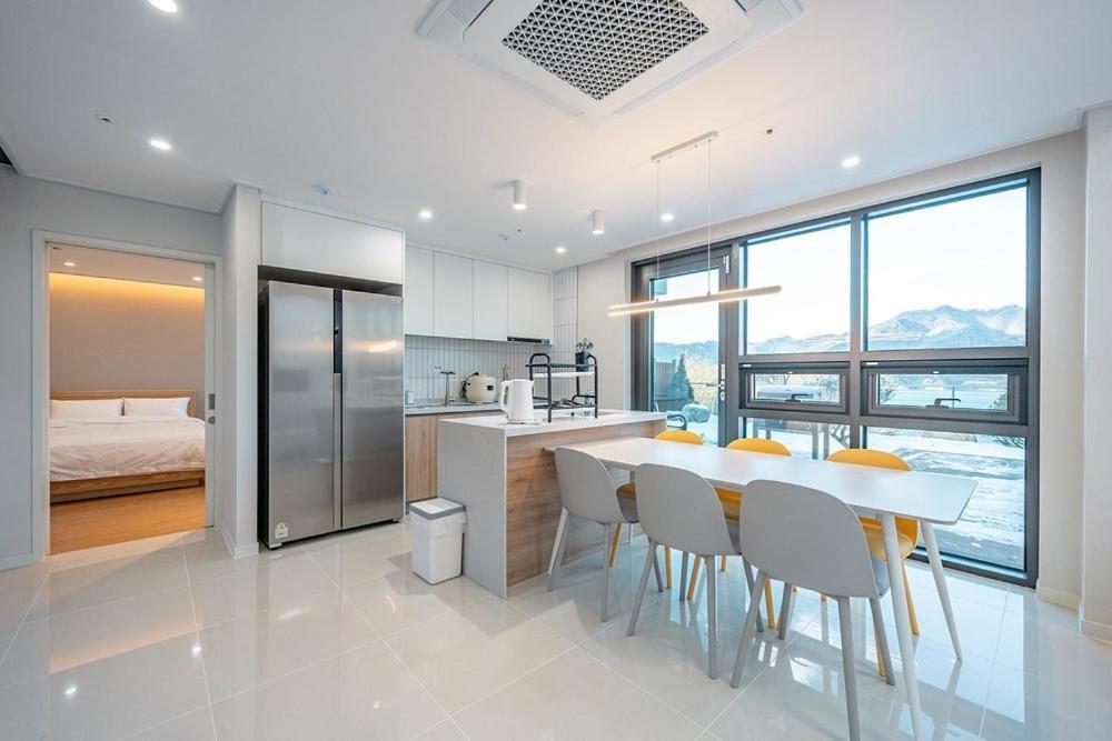Hotel Jecheon The Shine Cheongpung Zimmer foto